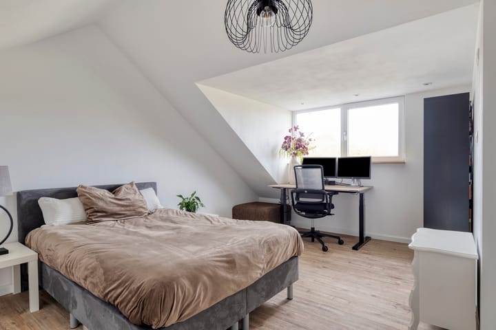 Photo 40 of Reelaan 20