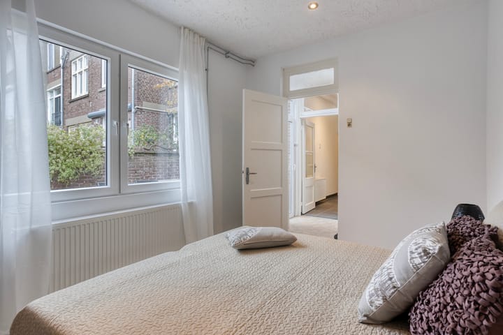 Foto 16 van Joseph Hollmanstraat 24-A