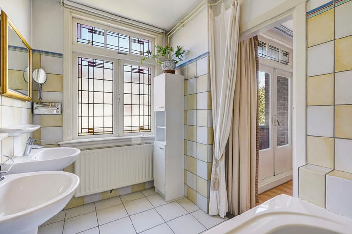 Photo 42 of Parsifalstraat 35