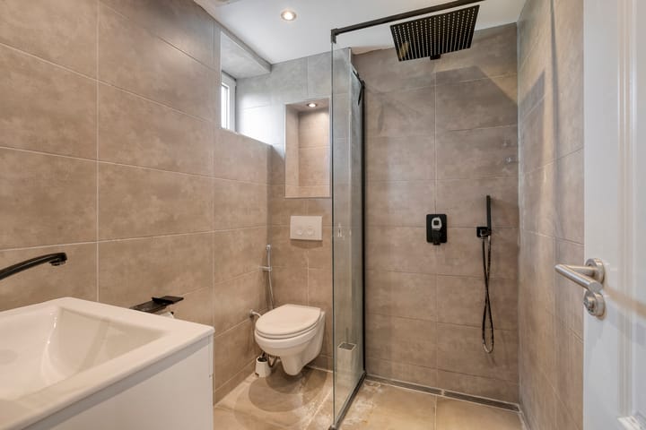 Photo 4 of Cort van der Lindenkade 118