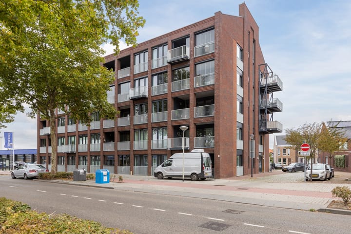 Photo 63 of Fabriekstraat 74