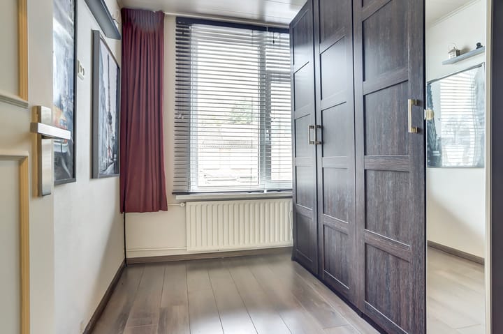 Photo 22 of De Huterstraat 24