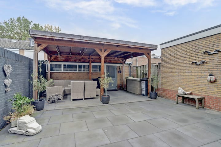 Photo 31 of De Huterstraat 24