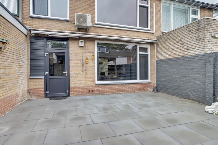 Photo 32 of De Huterstraat 24