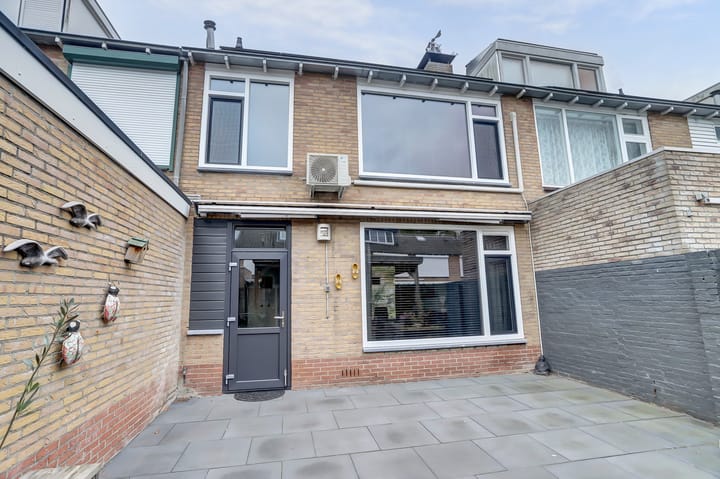 Photo 33 of De Huterstraat 24