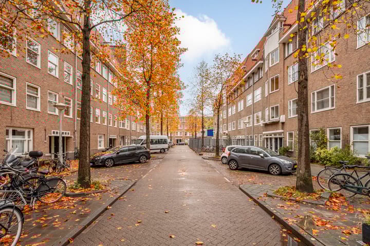 Photo 28 of Baffinstraat 33-1