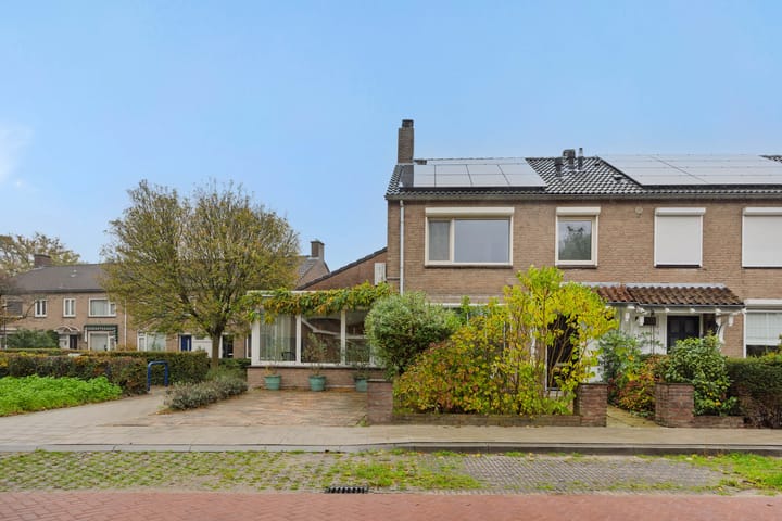 Foto 38 van De Braackenlaan 16