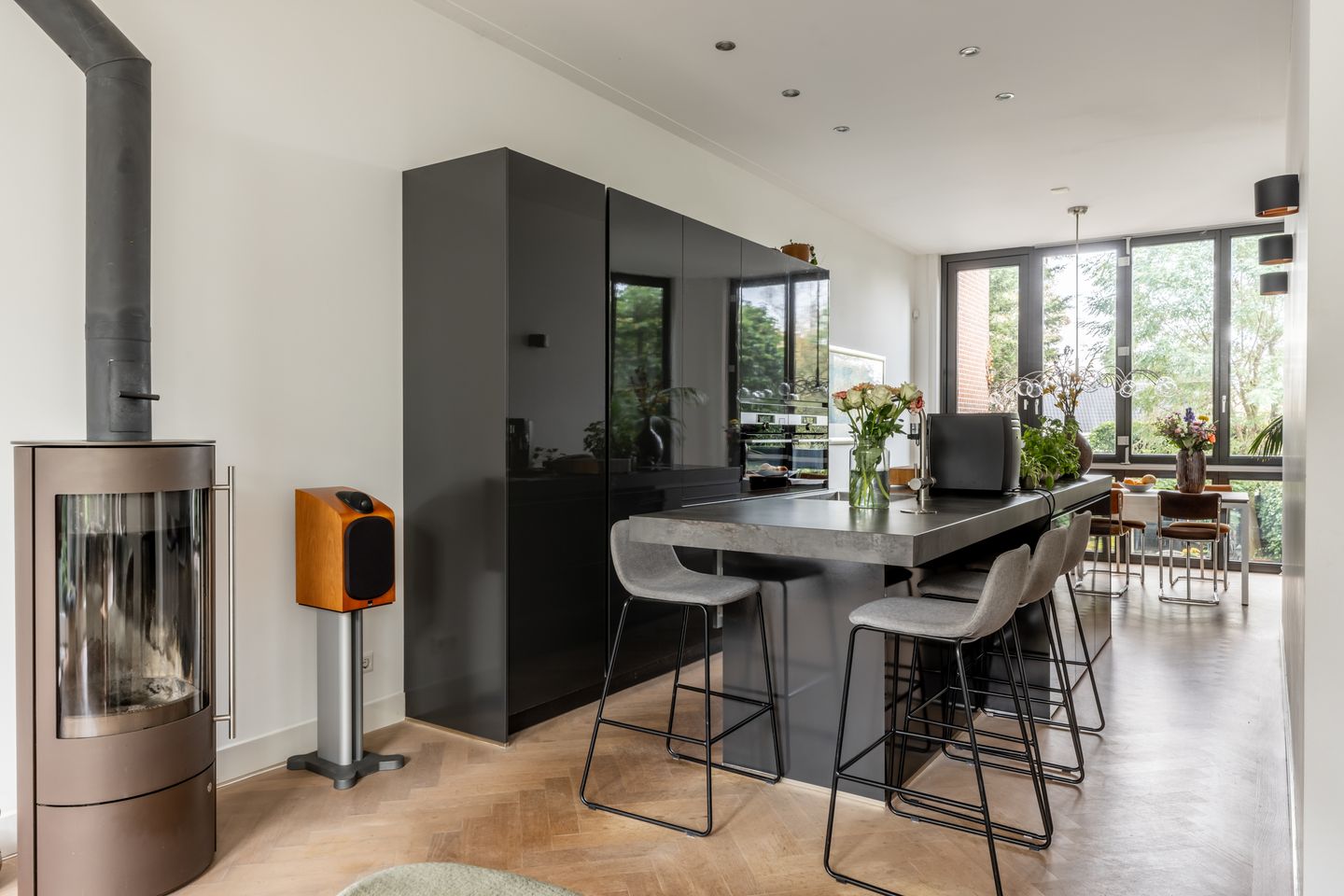 Photo 4 of Bloemendaalseweg 243