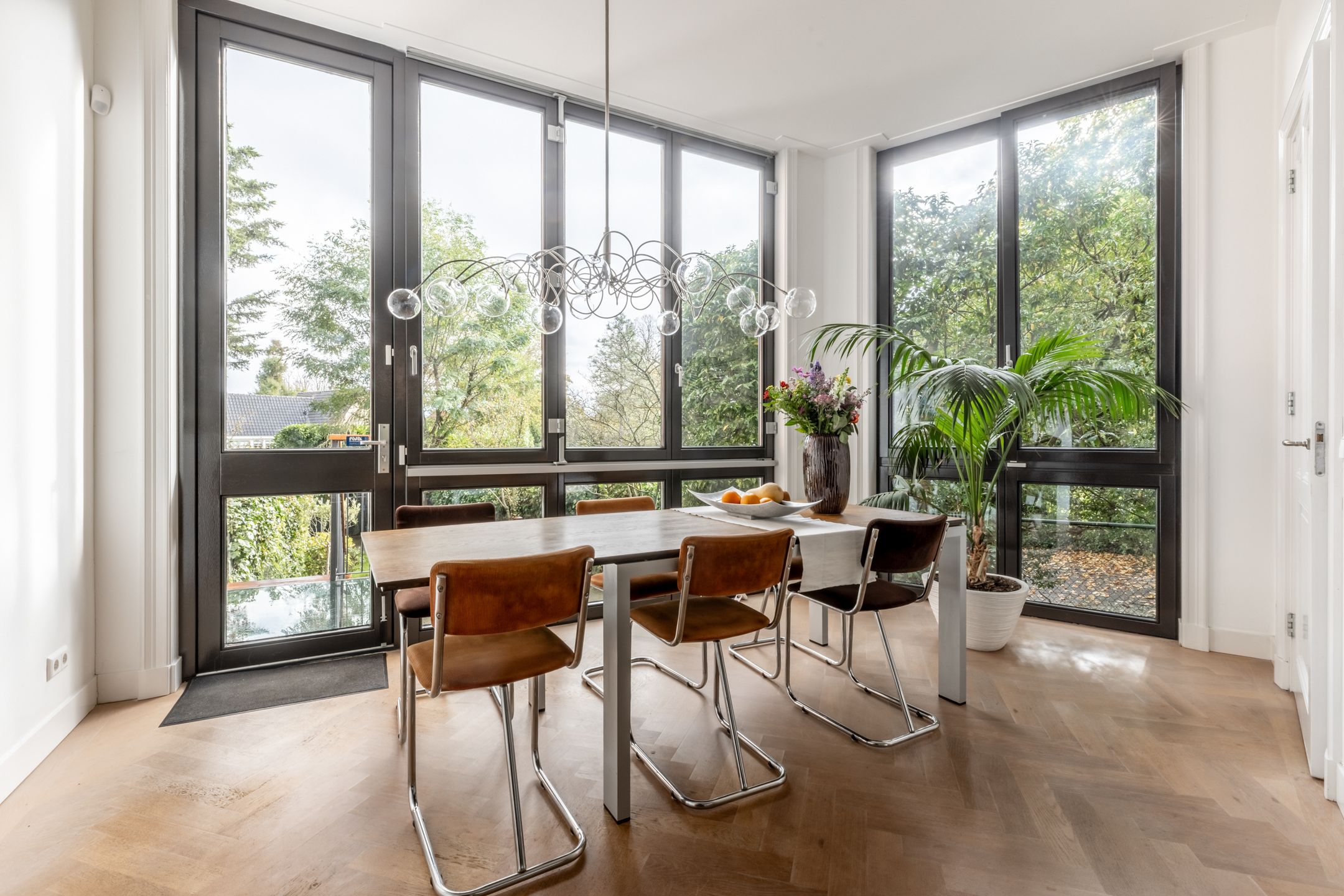 Photo 9 of Bloemendaalseweg 243