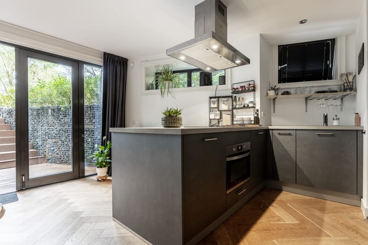 Foto 22 van Bloemendaalseweg 243