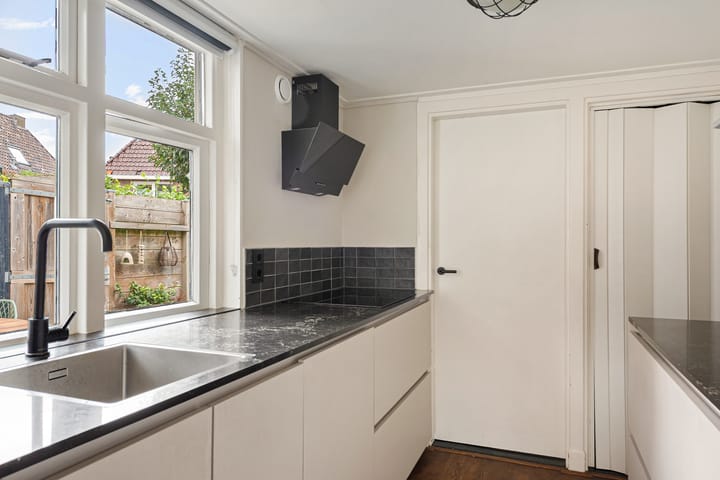 Foto 19 van Oostwijkstraat 7