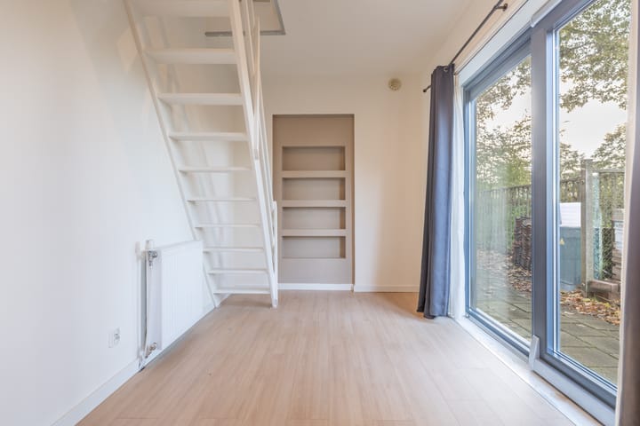 Foto 15 van Larixstraat 67