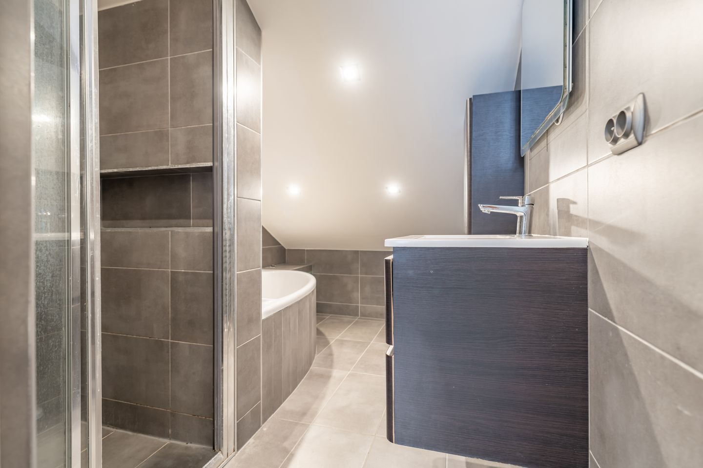 Foto 20 van Larixstraat 67