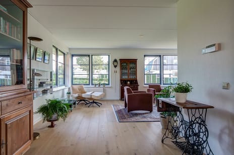 Hoep 4 secondary image