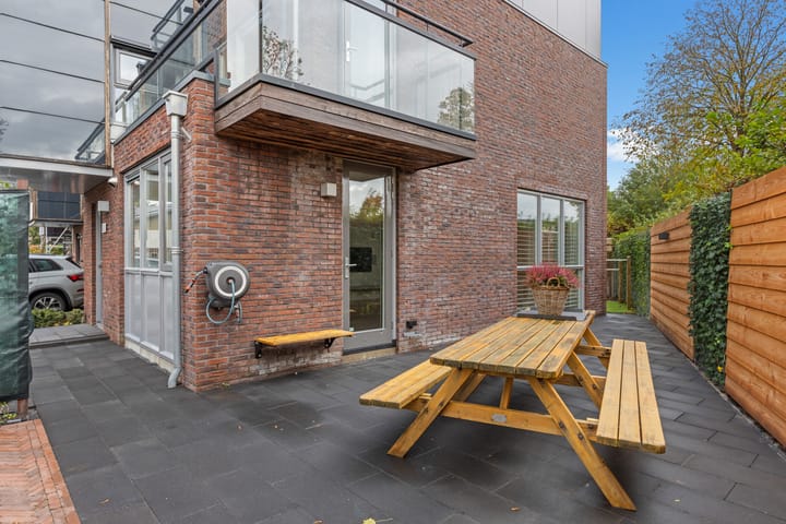 Foto 31 van Oudstraat 2