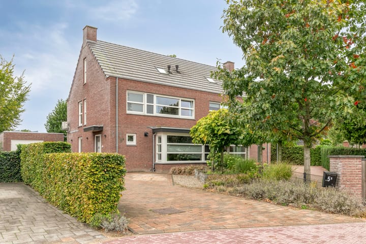 Foto 1 van Molenhofweg 5-A