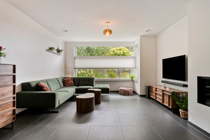 Foto 10 van Molenhofweg 5-A