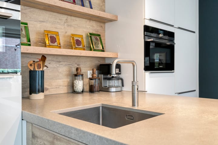 Foto 19 van Molenhofweg 5-A