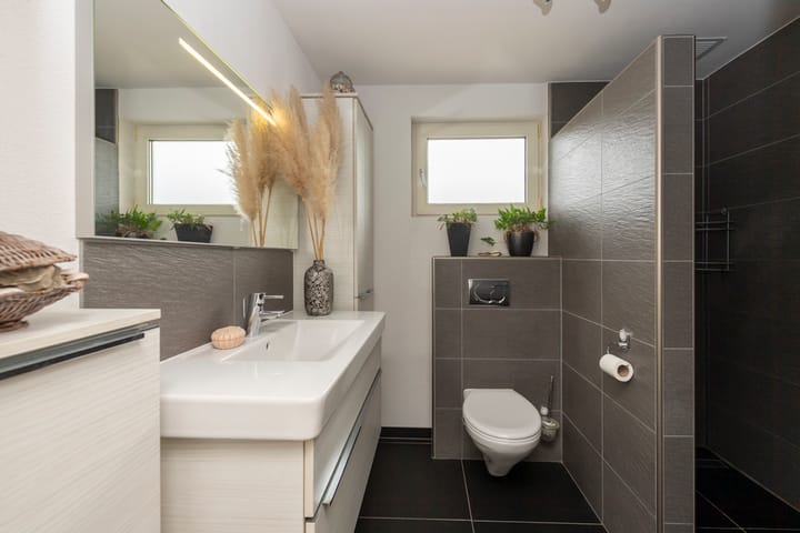 Photo 4 of Dr. Schaepmanstraat 9