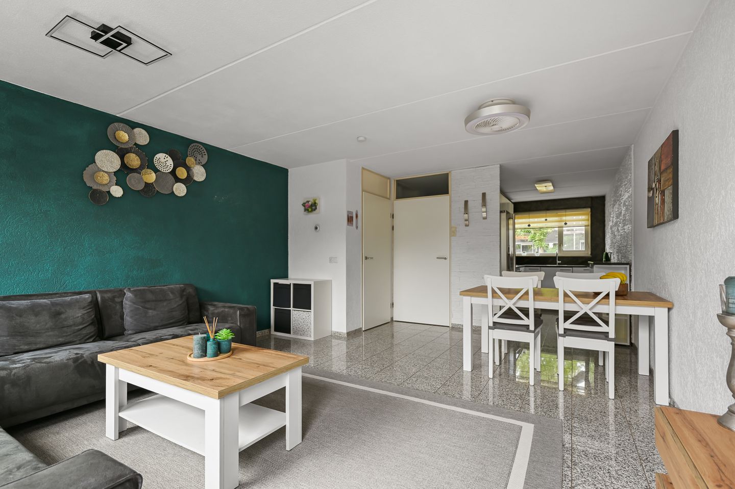 Photo 10 of Knokkestraat 11