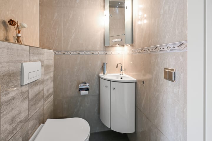 Foto 16 van Knokkestraat 11