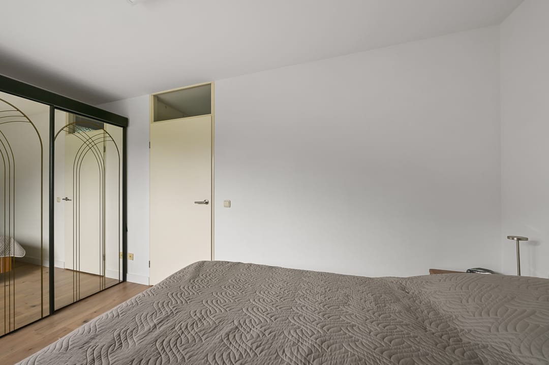 Photo 23 of Knokkestraat 11