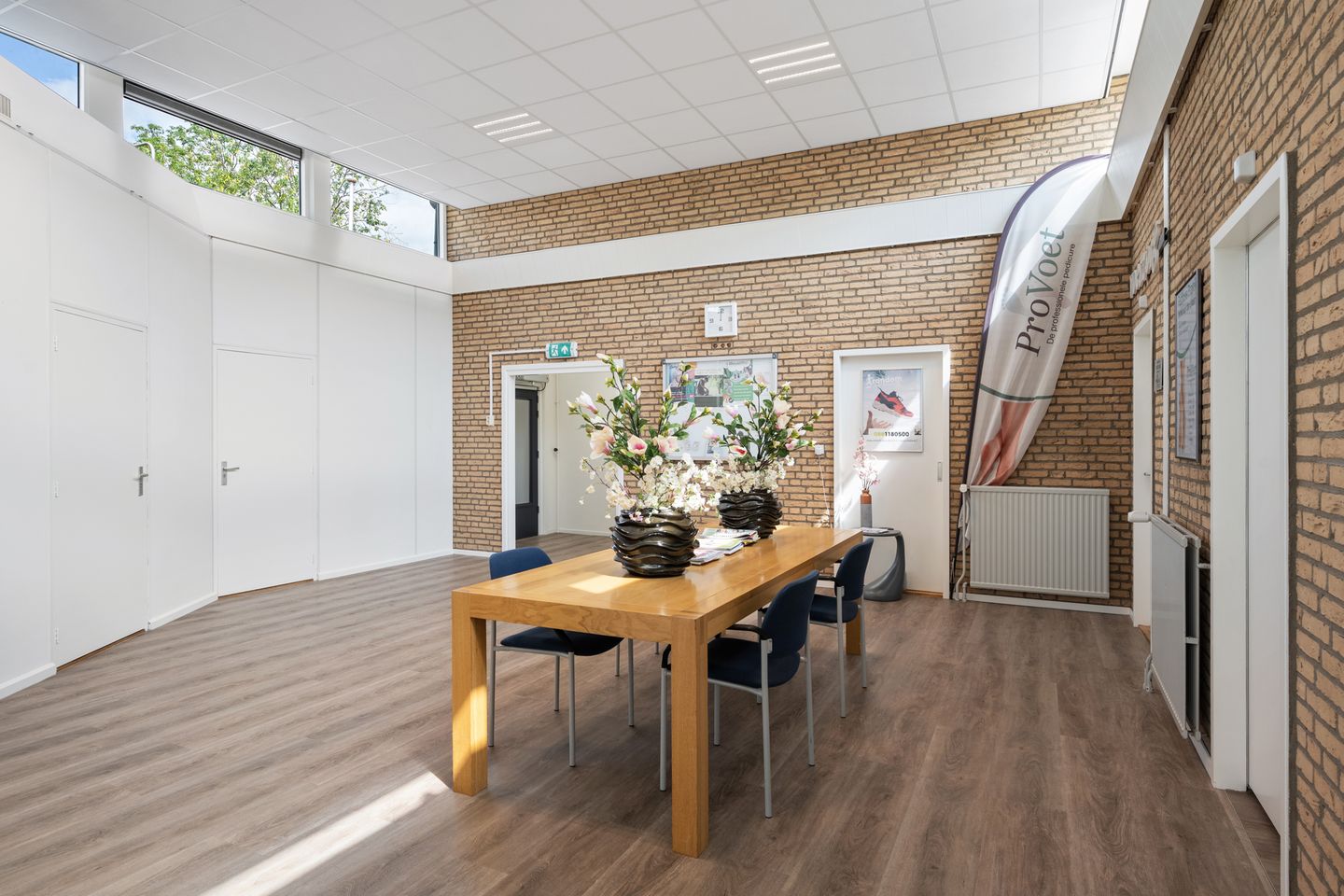 Bekijk foto 5 van Kastanjelaan 2