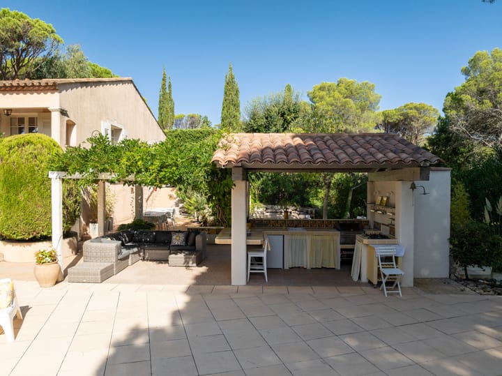 Foto 5 van 124 All. du Micocoulier