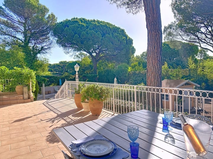 Foto 9 van 124 All. du Micocoulier