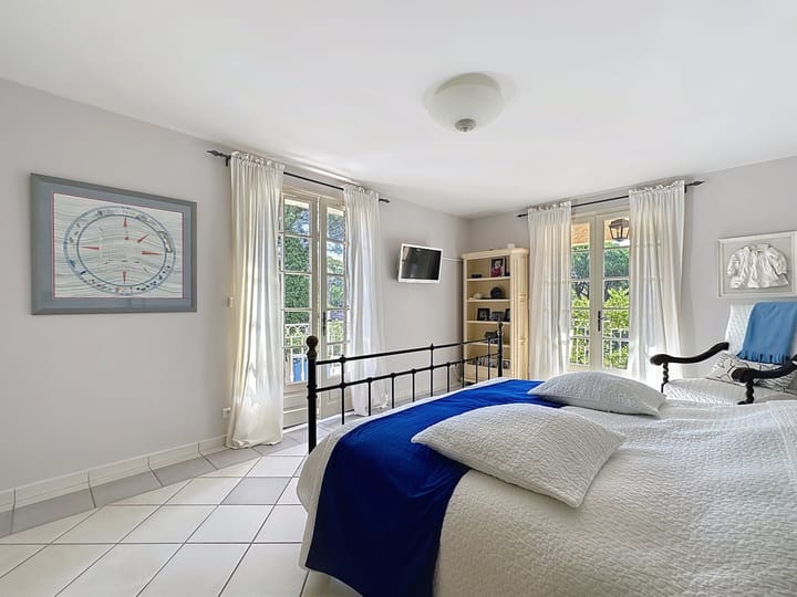 Foto 26 van 124 All. du Micocoulier