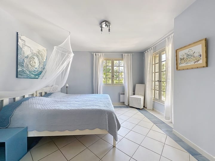 Foto 27 van 124 All. du Micocoulier