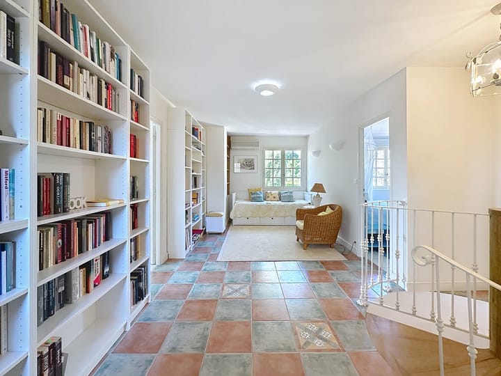 Foto 29 van 124 All. du Micocoulier