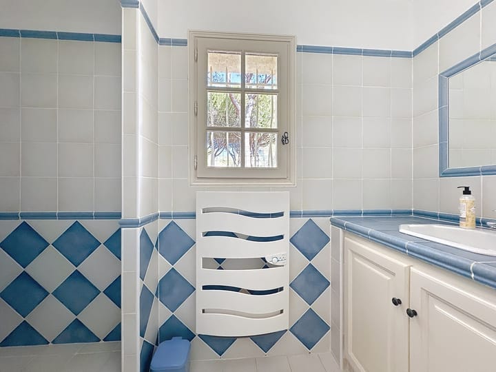 Foto 33 van 124 All. du Micocoulier