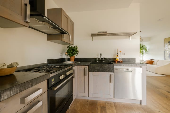 Foto 16 van Lorentzkade 346