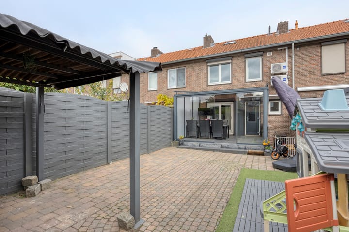 Foto 29 van Minister Talmastraat 3