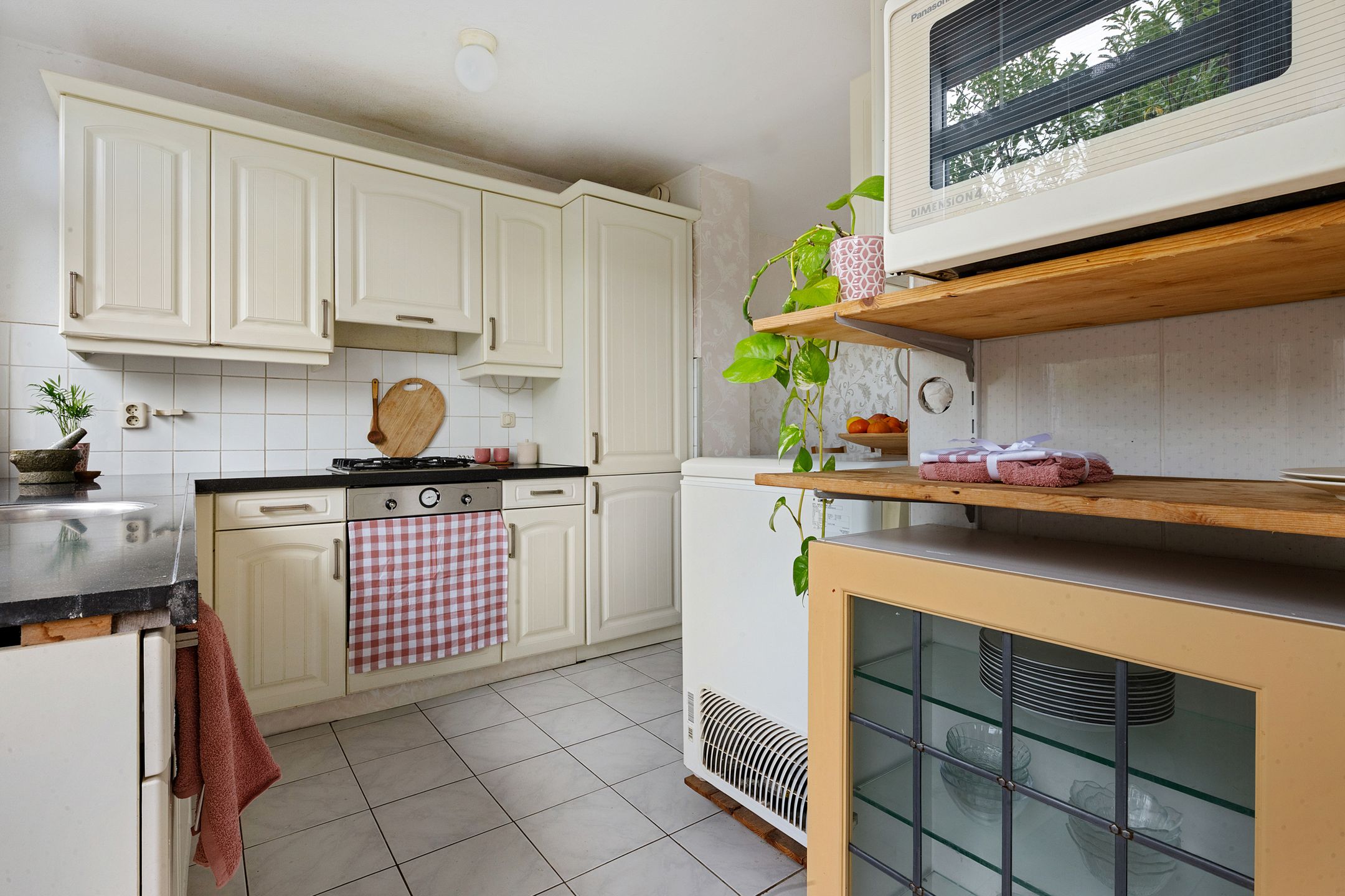 Foto 12 van Bombardonstraat 159