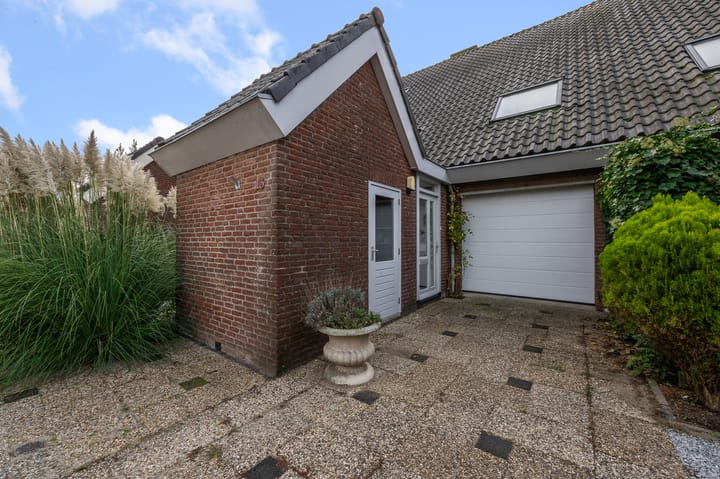 Foto 62 van Anemonenstraat 13