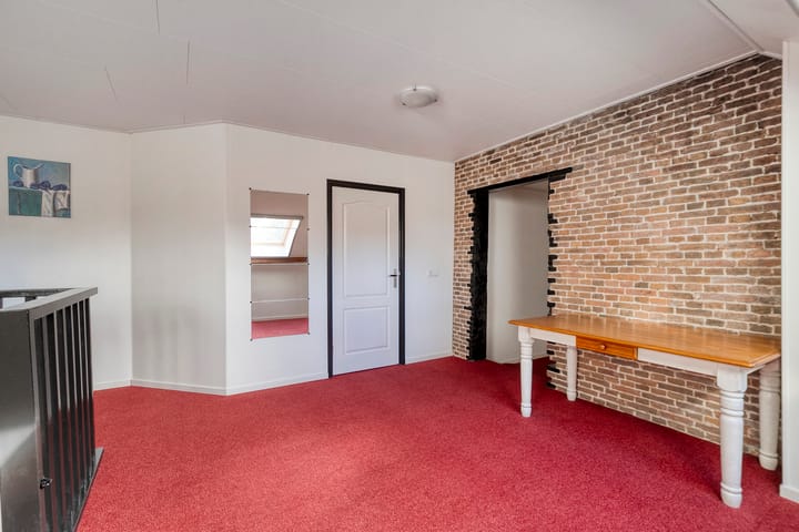 Foto 38 van Hoogenweg 60