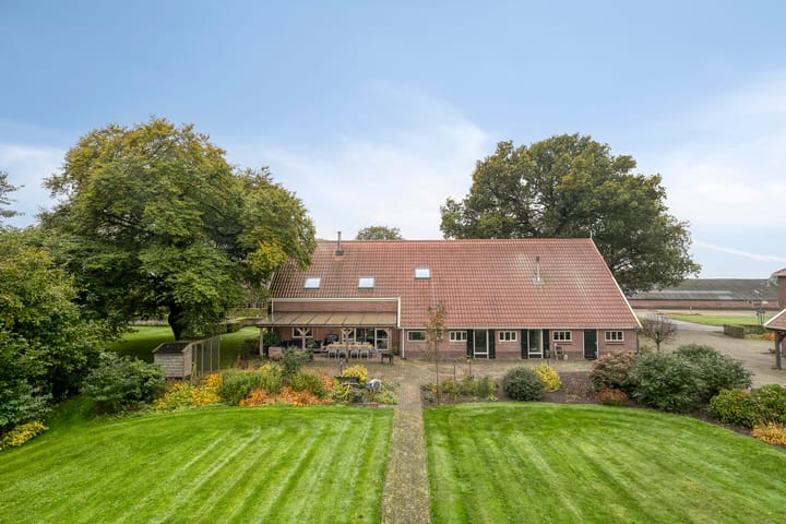 Foto 63 van Hoogenweg 60