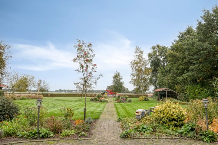 Foto 80 van Hoogenweg 60