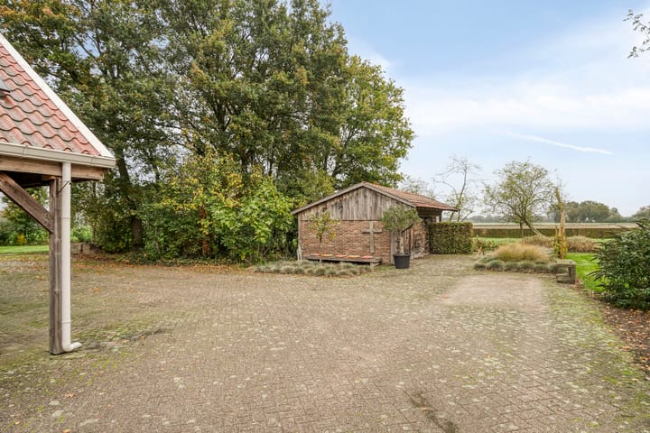 Foto 82 van Hoogenweg 60