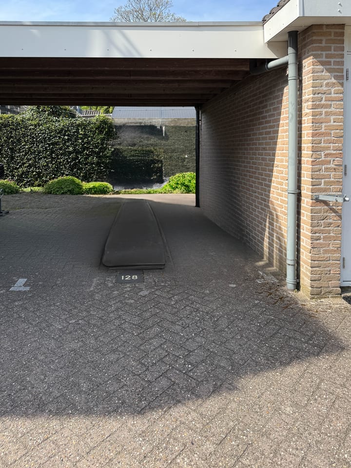 Foto 28 van Breelaan 128