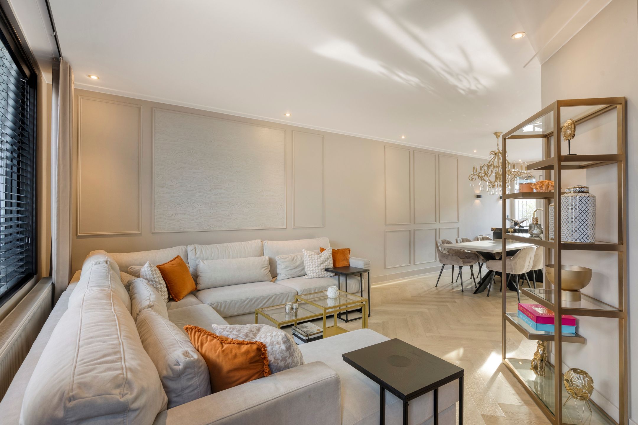 Photo 9 of Burgemeester Strick van Linschotenstraat 47