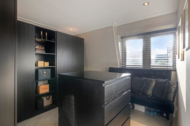 Foto 22 van Burgemeester Strick van Linschotenstraat 47