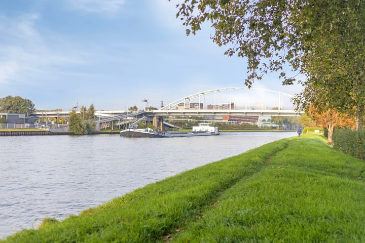 Foto 35 van Burgemeester Strick van Linschotenstraat 47