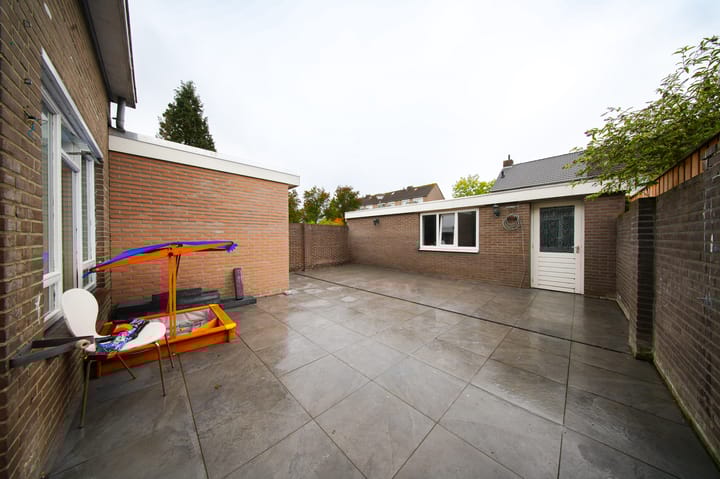 Foto 39 van Leerlooierstraat 49