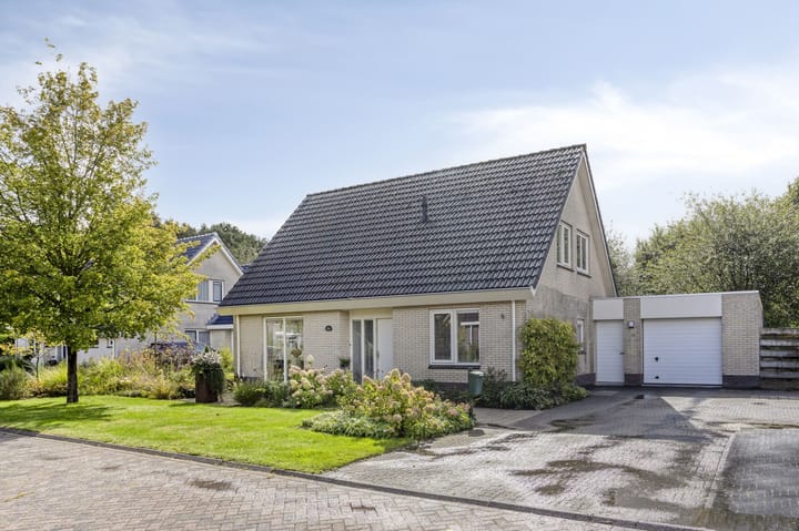 Photo 1 of Vanghout 21