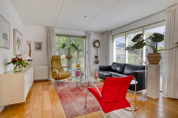 Photo 2 of Vanghout 21