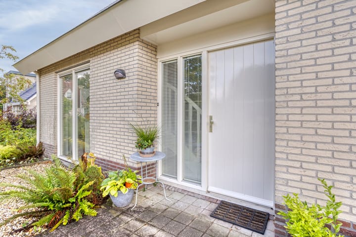 Photo 5 of Vanghout 21