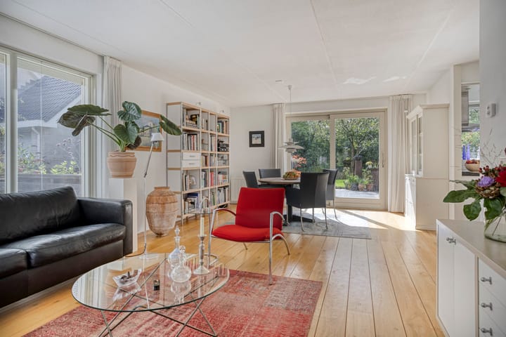 Photo 10 of Vanghout 21